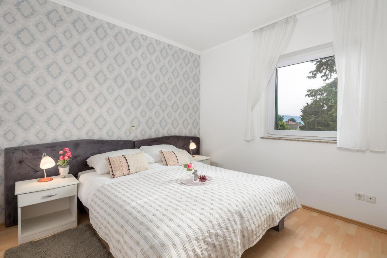 Summer Breeze Apartment With A Pool Opatija Exterior foto